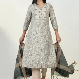 SHOWOFF Floral Printed Regular Thread Work Straight Kurta With Trouser With Dupatta image 3