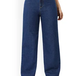 Crazeis Women Comfort Relaxed Fit High-Rise Light Fade Acid Wash Stretchable Jeans-picture-11