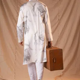 5 Stitch Men Printed Regular Kurta with Pyjamas image 2
