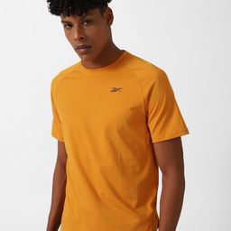 Reebok Yg Raglan Sleeves Round Neck T-Shirt-image-60