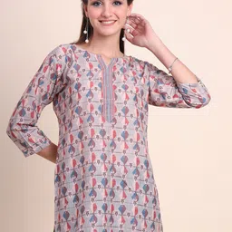 VAIRAGEE Geometric Printed Round Neck Cotton Silk Kurti-24