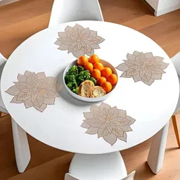 MONKDECOR 4-Pcs Cutwork Flower Design Kitchen Dining Table Placemats-image-8