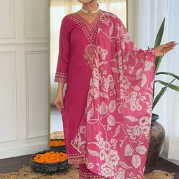 Ekta Textiles Women Floral Embroidered Regular Thread Work Kurti Set-image-60