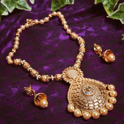 PANASH Gold-Plated White Kundan-Studded & Beaded Handcrafted Jewellery Set-image-75