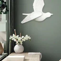 Aura White Idol Showpiece-image-17