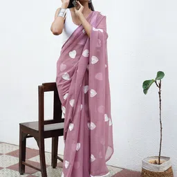 TEEJH Geometric Embroidered Saree-33