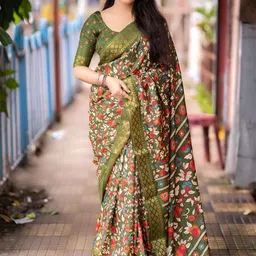 Mitera Green Kalamkari Printed Zari Woven Design Saree-picture-17