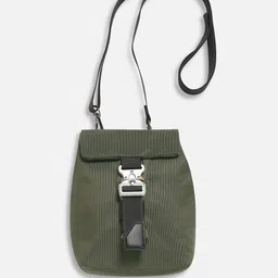 THE BEAR HOUSE Structured Handheld Bag with Applique-51