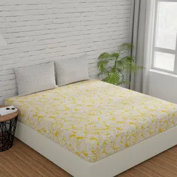 Huesland Yellow & White 3 Pieces Floral Cotton 144 TC Queen  Bedsheet with 2 Pillow Covers-image-45