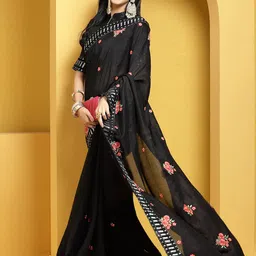 Mitera Ethnic Motifs Embroidered Sequinned Saree-14