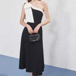 Trendyol Women Solid Colourblocked A-Line Midi Dress-image-24