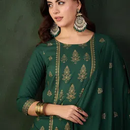 Sangria Printed Kurta & Trouser With Dupatta image 5