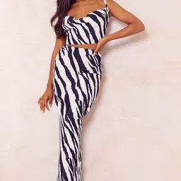 LULU & SKY Printed Shoulder Straps Top With Skirt Co-Ords-picture-22