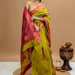 HELLA FASHIONS Women Ethnic Motifs Zari Art Silk Saree-picture-19