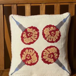 ARAVALII White & Red Set of 2 Floral Square Cushion Covers-21
