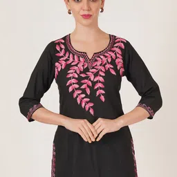 Brownverse Floral Embroidered Khadi Cotton Notch Neck Straight Kurti-picture-48
