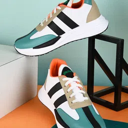 glitchez Men Colourblocked Sneakers-picture-18