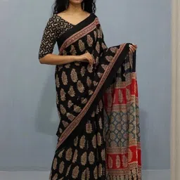Lovwear Women Black Sarees-picture-42