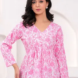 kipek Women Floral Printed V-Neck Cotton Empire Top-picture-55