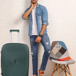 Polo Class Hard Sided Trolley Bag With Vanity Bag-61