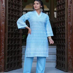 SINGNI Women Paisley Printed Regular Pure Cotton Kurti with Palazzos-image-51