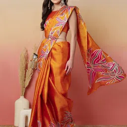 Sangria Geometric Printed Saree With Unstitched Blouse Piece image 3