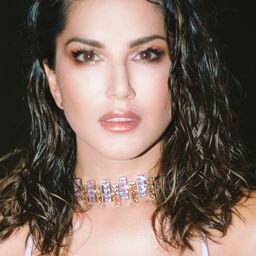 STARSTRUCK BY SUNNY LEONE High Shine Gloss - Champagne Sparkle image 2