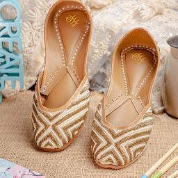 House of Pataudi Women Hand Emboidered Leather Mojaris Flats-32