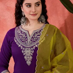 Sangria Zari Sequence Cording Embroidered Kurta With Trousers & Dupatta image 4