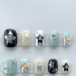 StyleCast x Revolte Set Of 10 Artificial Reusable Nails image 4