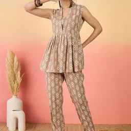 Sangria Printed Top With Trousers Co-Ords-picture-12