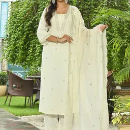 Nayo Women Ethnic Motifs Embroidered V-Neck Straight Kurta with Trousers & Dupatta-picture-7