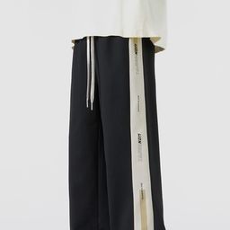 StyleCast x Revolte Men Solid Mid-Rise Regular Trousers-image-98