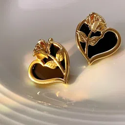 VAGHBHATT Gold-Plated Heart Shaped Studs image 4