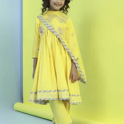 Biba Girls Floral Embroidered Sequinned Pure Cotton Empire Kurta With Trouser & Dupatta-image-22