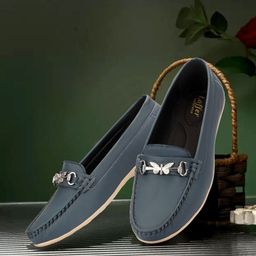 WULONG Women Perforations Horsebit Loafers-image-35