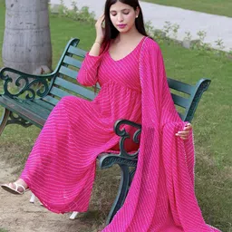 DIVASTRI Leheriya Printed Anarkali Kurta With Trouser And Dupatta image 5