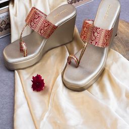 UrbanSway Wedge Peep Toes-20