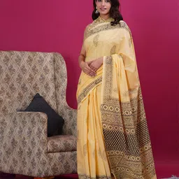 Vanedik Ethnic Motifs Printed Mulmul Cotton Block Print Saree image 5