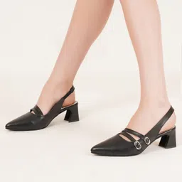 PLANET WALK Block Pumps with Buckles-58