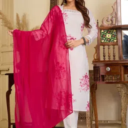VIBE VISION Women Floral Printed Kurta with Trousers & Dupatta-picture-35