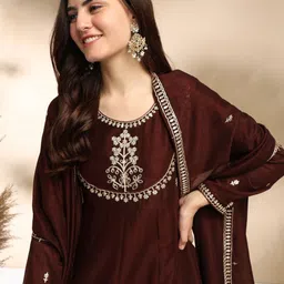 PEENGAX Floral Yoke Design Regular Thread Work Kurta With Trousers And Dupatta image 4