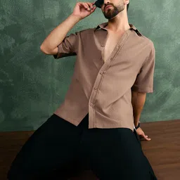 CHIMPAAANZEE Men Oversized Fit Textured Spread Collar Casual Shirt-picture-39