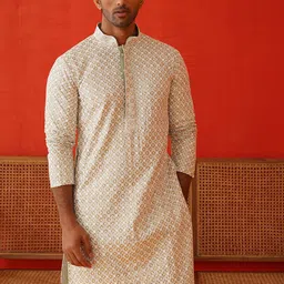 Jompers Men Embroidered Regular Sequinned Kurta with Pyjamas image 4