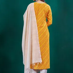 Anouk Bandhani Printed Sequinned Kurti with Trousers & Dupatta image 3