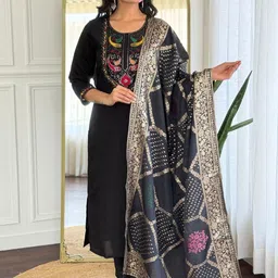 KALINI Women Yoke Design Kurta & Trousers With Dupatta-5