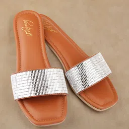 Bowtoes Women Embellished Open Toe Flats-23