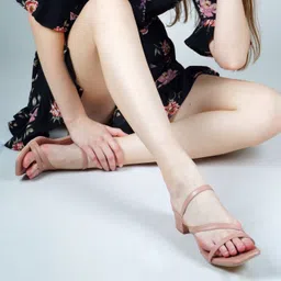 Looper Block Sandals image 2