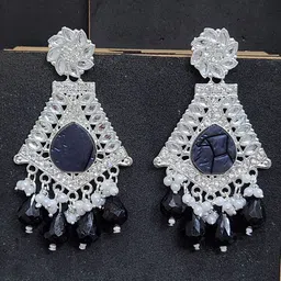 MADDY SPACE Contemporary Drop Earrings-23
