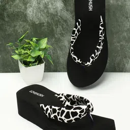 LOVEHUSH Wedge Sandals-11